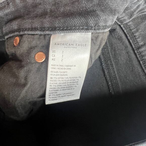 American eagle outfitters stretch size 2 black shorts cutoff - Picture 3 of 4